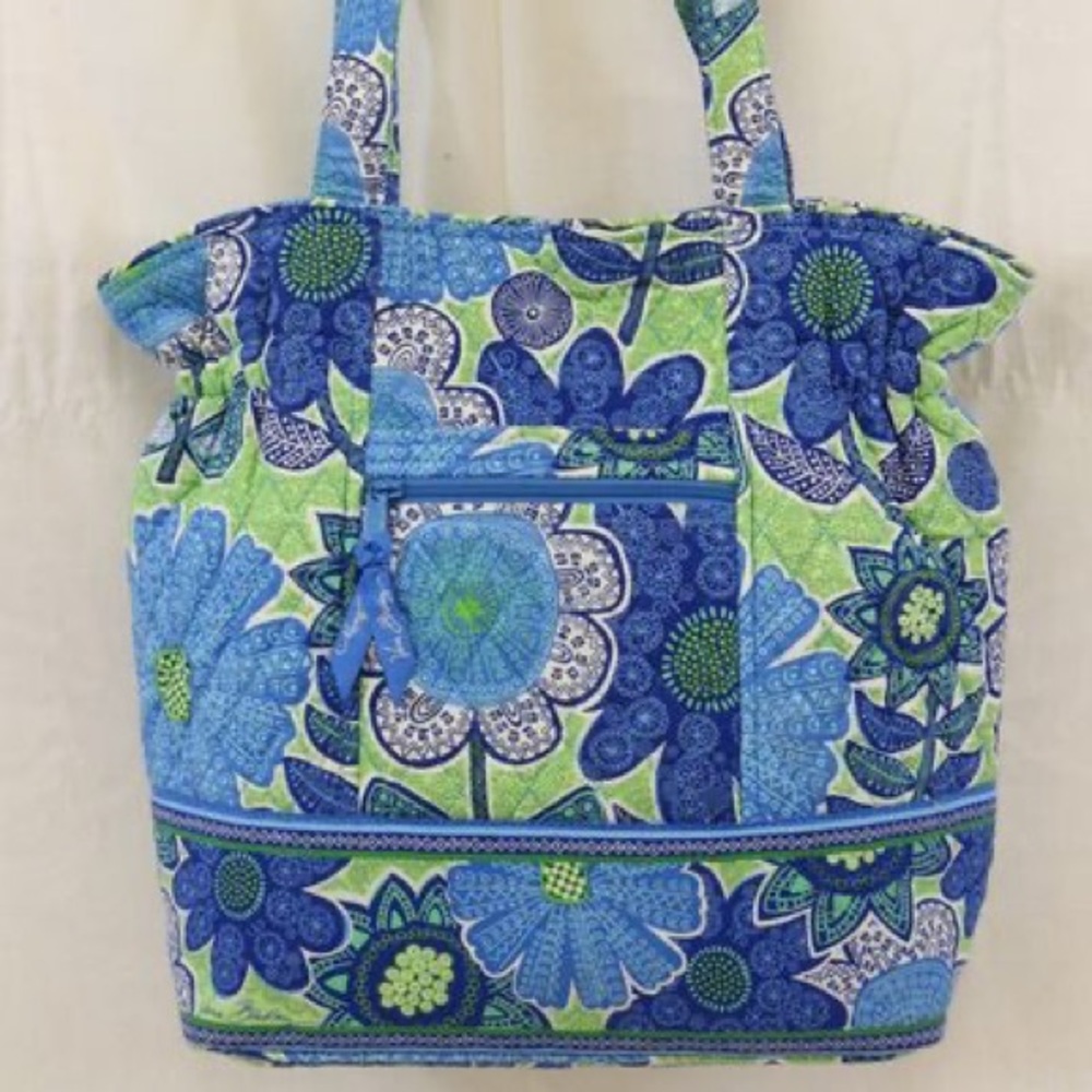 Vera Bradley Doodle Daisy Cinched Shoulder Bag
